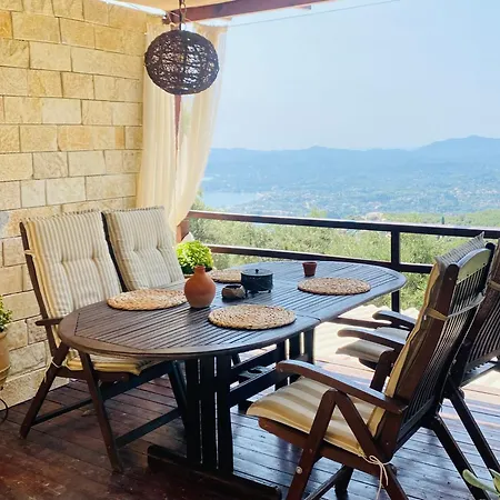 Gospodarstwo wiejskie Lorantina Luxury Sea View House Close To Barbati & Ipsos With Starlink Wifi *