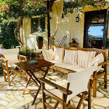 Lorantina Luxury Sea View House Close To Barbati & Ipsos With Starlink Wifi Gospodarstwo wiejskie